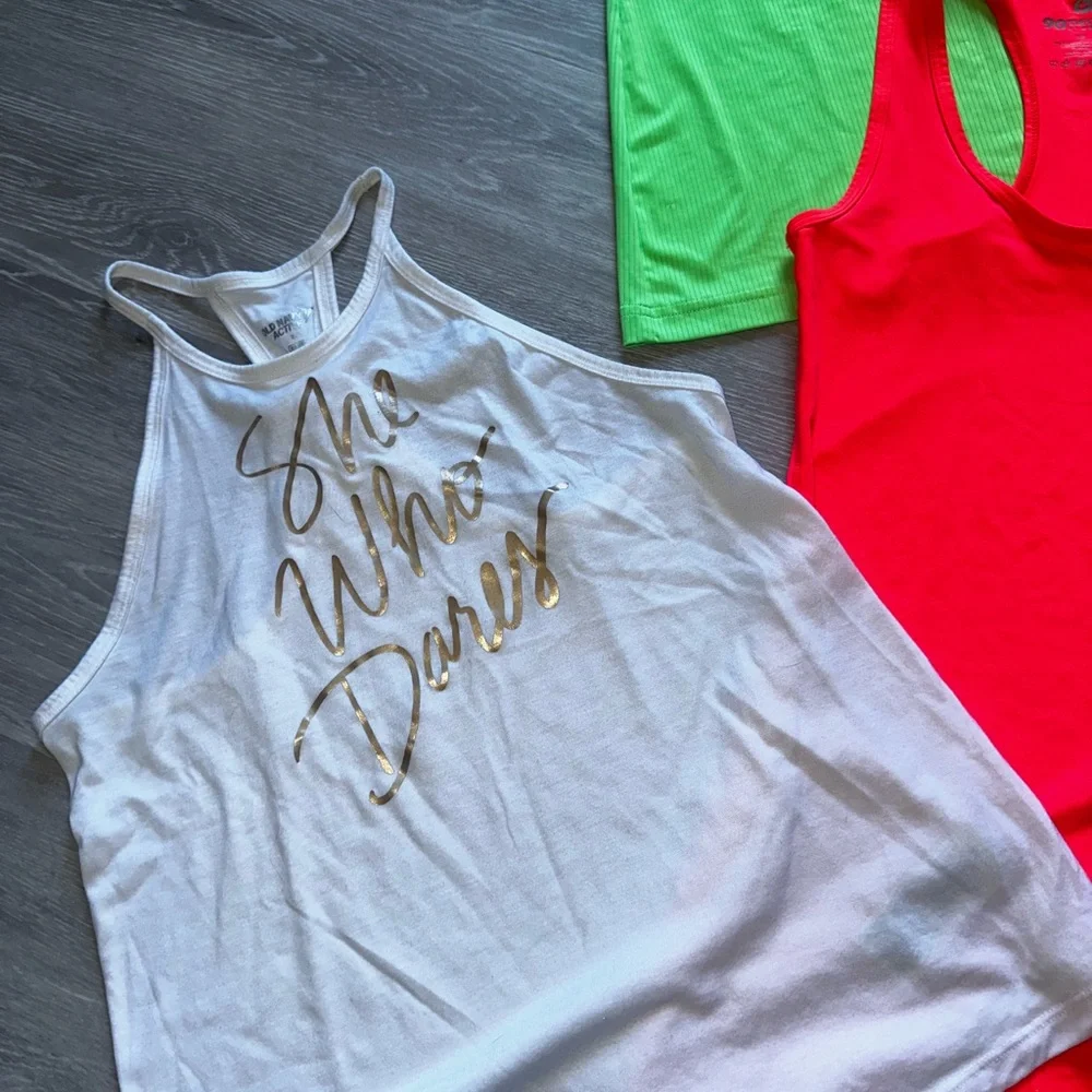 Workout tank bundle - Picture 4 of 4